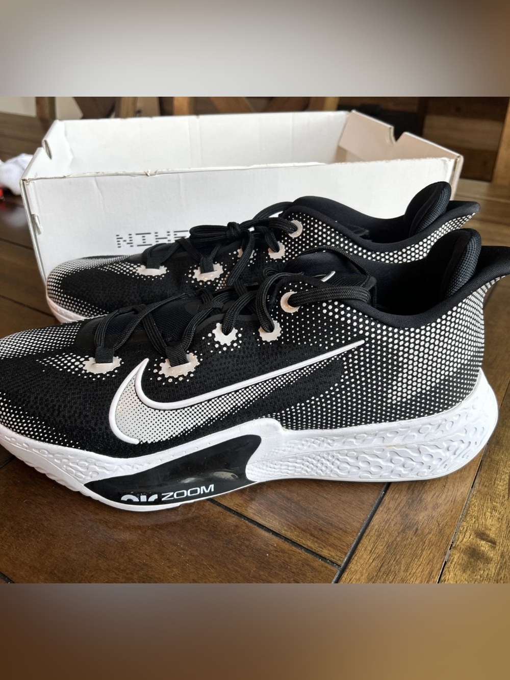 Nike Air Zoom BB NXT Men's Size 16.5 - Black White Basketball Shoes New